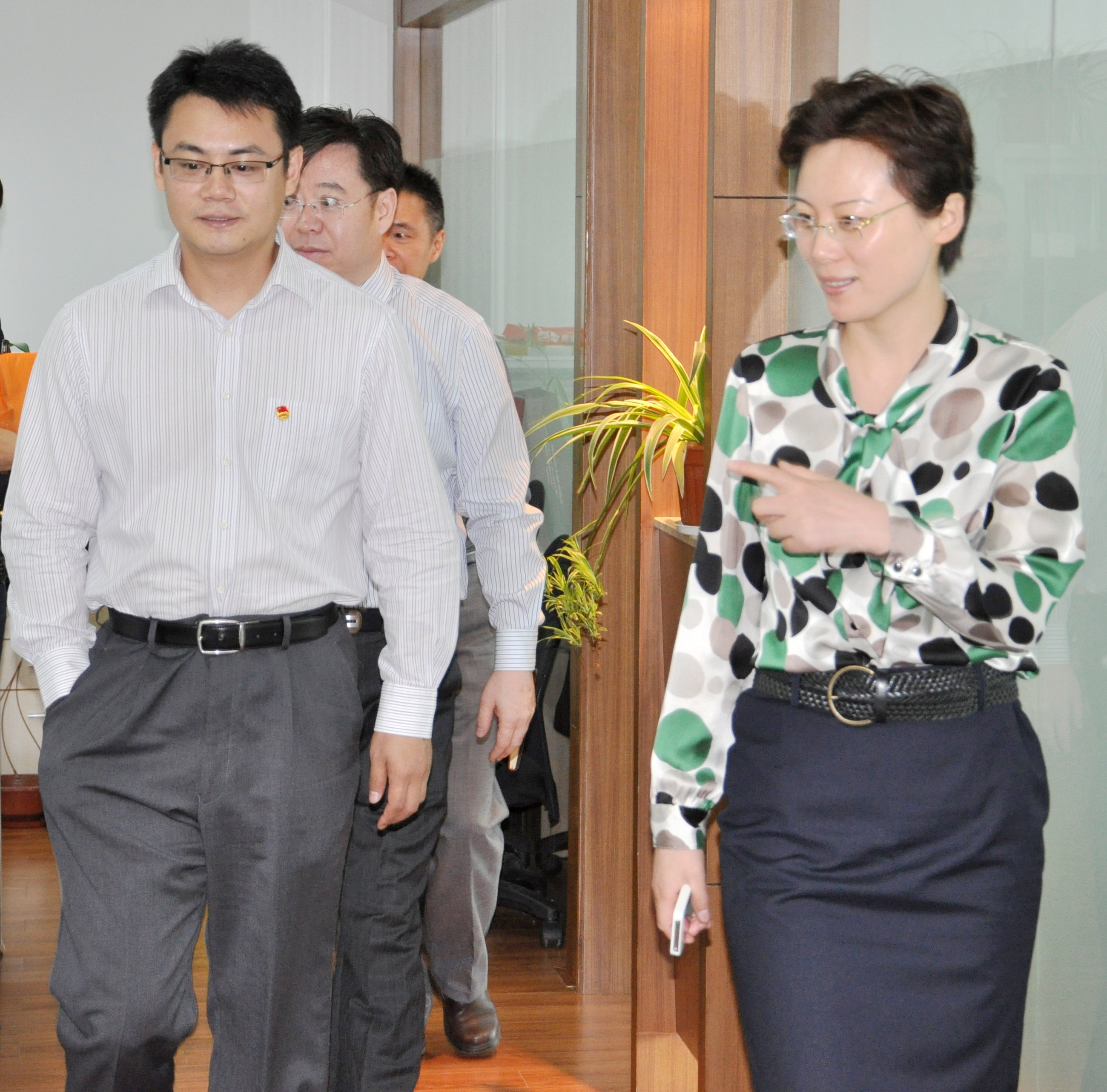 閔行區副區長沈軍一行走訪調研上海中夏旭波律師事務所 閔行區副區長沈軍一行走訪調研上海中夏旭波律師事務所